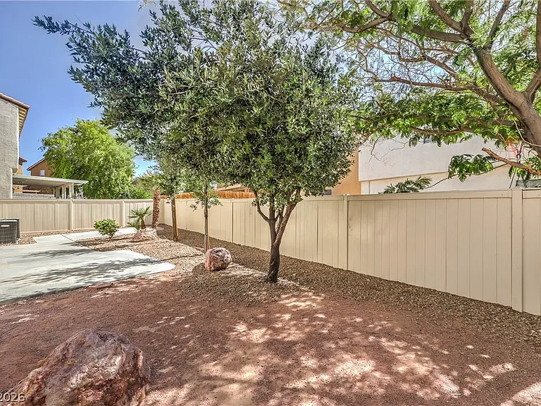 10939 Paradise Rd — Photo 33