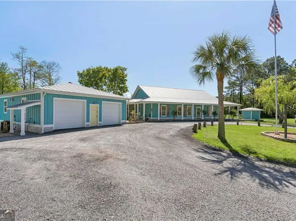 6370 Dover Bluff Rd, Waverly, GA 31565
