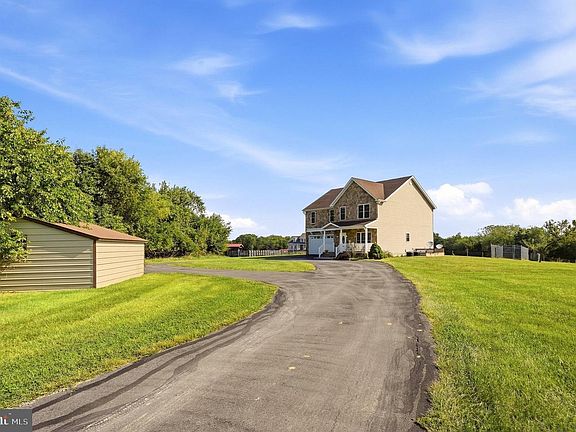 3rd image of 3720 Senseny Rd