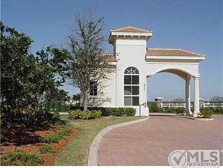 1st image of 4085 SW Briarbrook Way