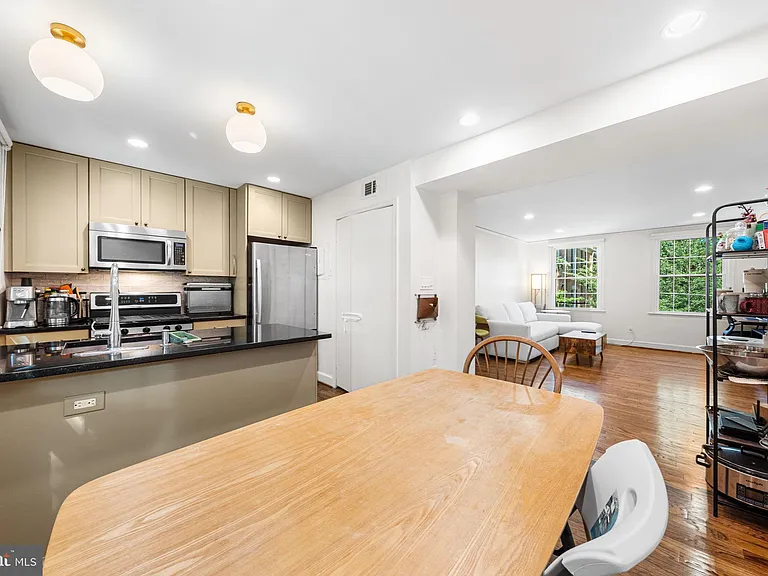 2720 Ordway St NW #3 — Photo 8