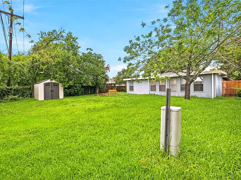 6009 Leafwood Cir — Photo 6