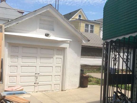 4th image of 10433 116th St