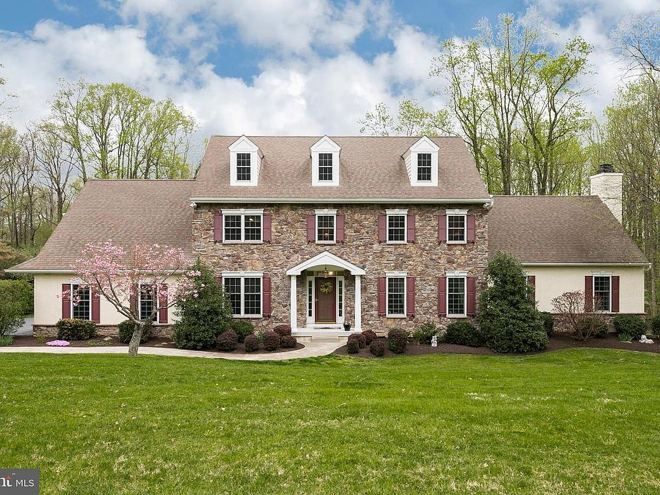1st image of 7 Sussex Pl