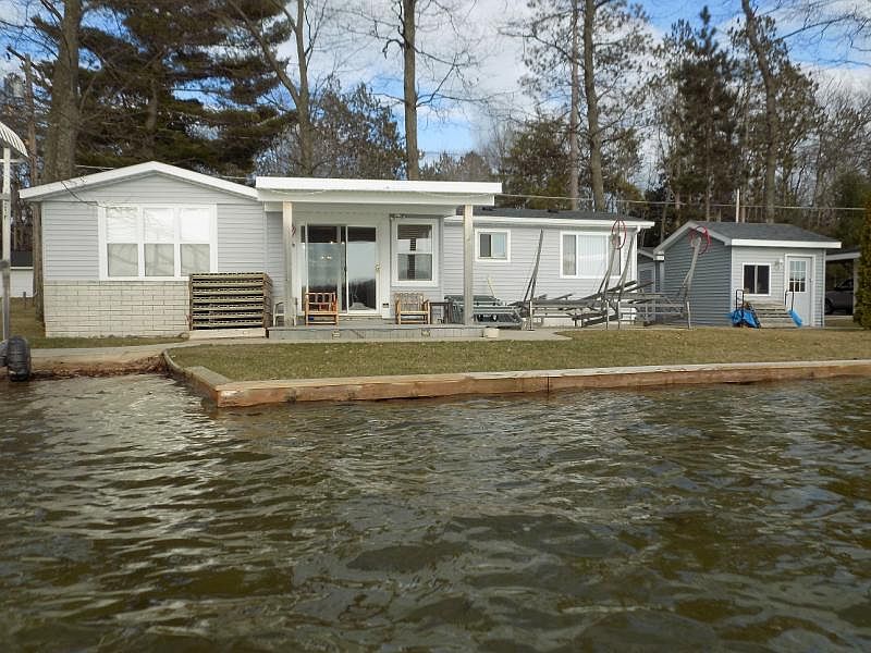 3888 E Cedar Lake Dr, Greenbush, MI 48738 Zillow