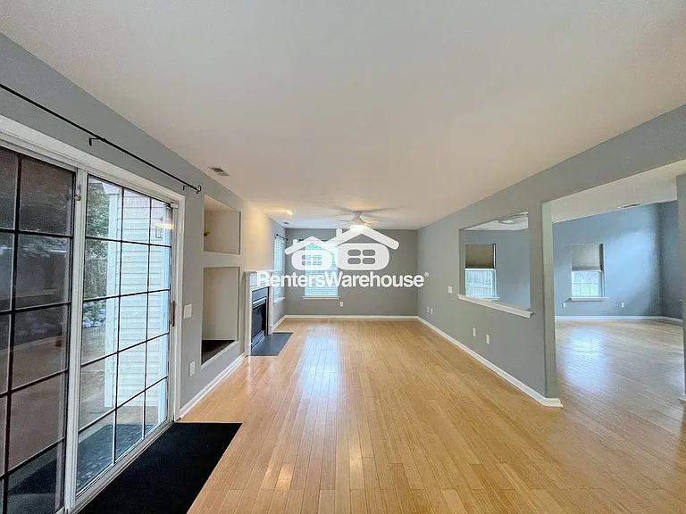 171 Graystone Trce — Photo 12