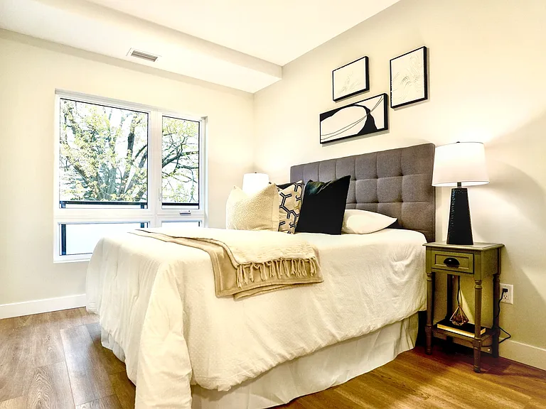 7219 Sharon Ave — Photo 15