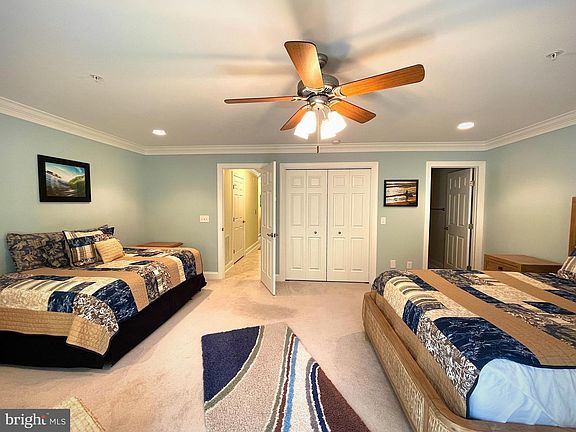 4th image of 33727 Canal Dr #75
