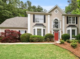 4020 Charleston Ln, Roswell, GA 30075