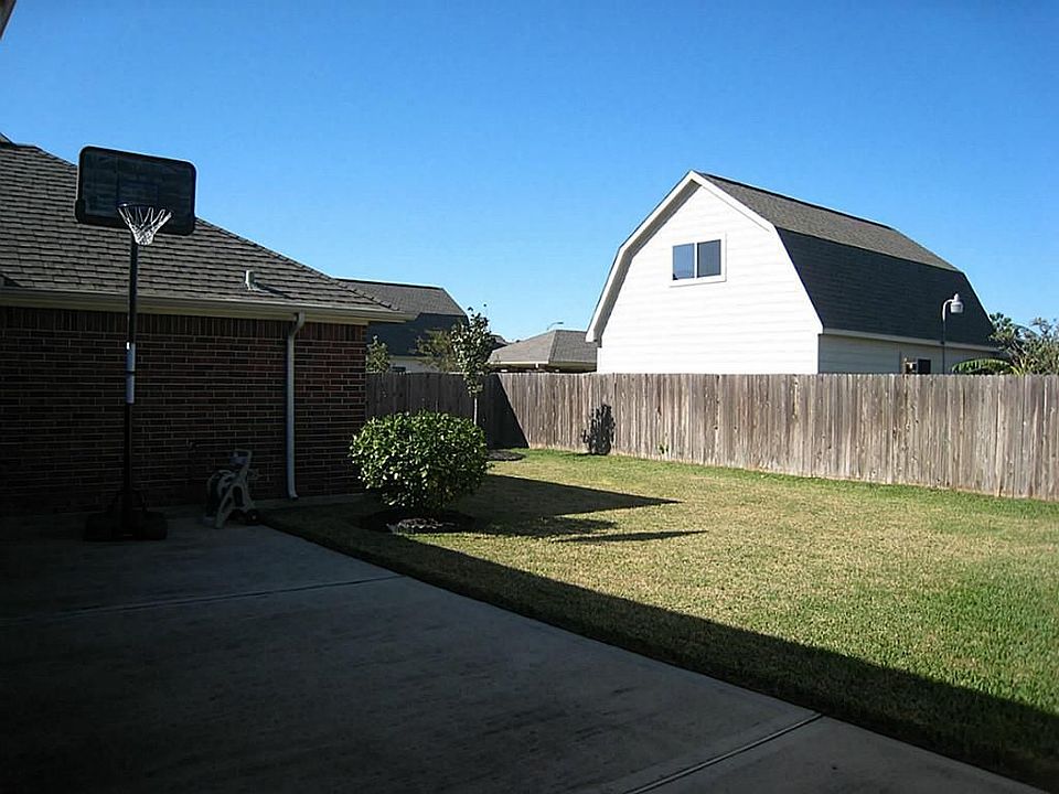 1st image of 11211 Grimes Ave