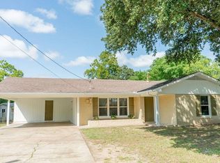 416 Highland Dr, Athens, TX 75751