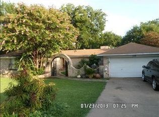 108 Jefferson Ave, Desoto, TX 75115