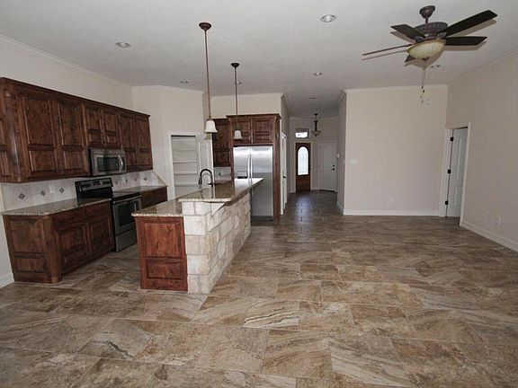 5th image of 3936 Carrera Ln