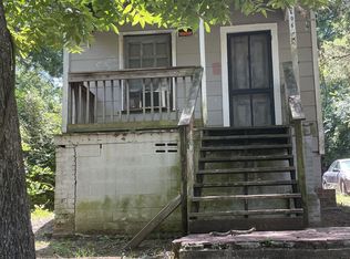 606 Hall Ave, Greenwood, SC 29646