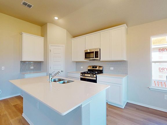 4th image of 9201 Corvallis Dr