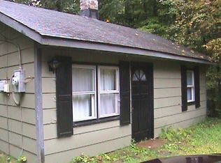 216 Urban Rd, Hawley, PA 18428