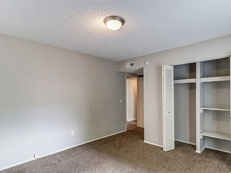 Large Closets & Ample Storage