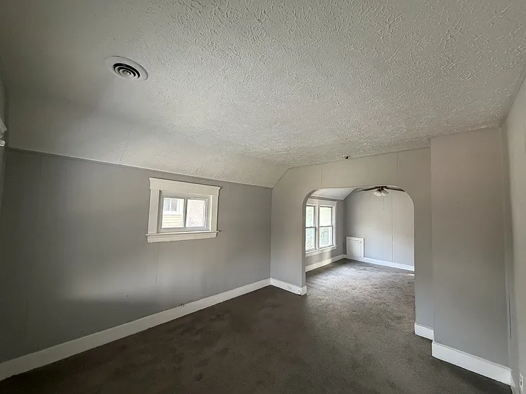 4218 Denison Ave — Photo 5