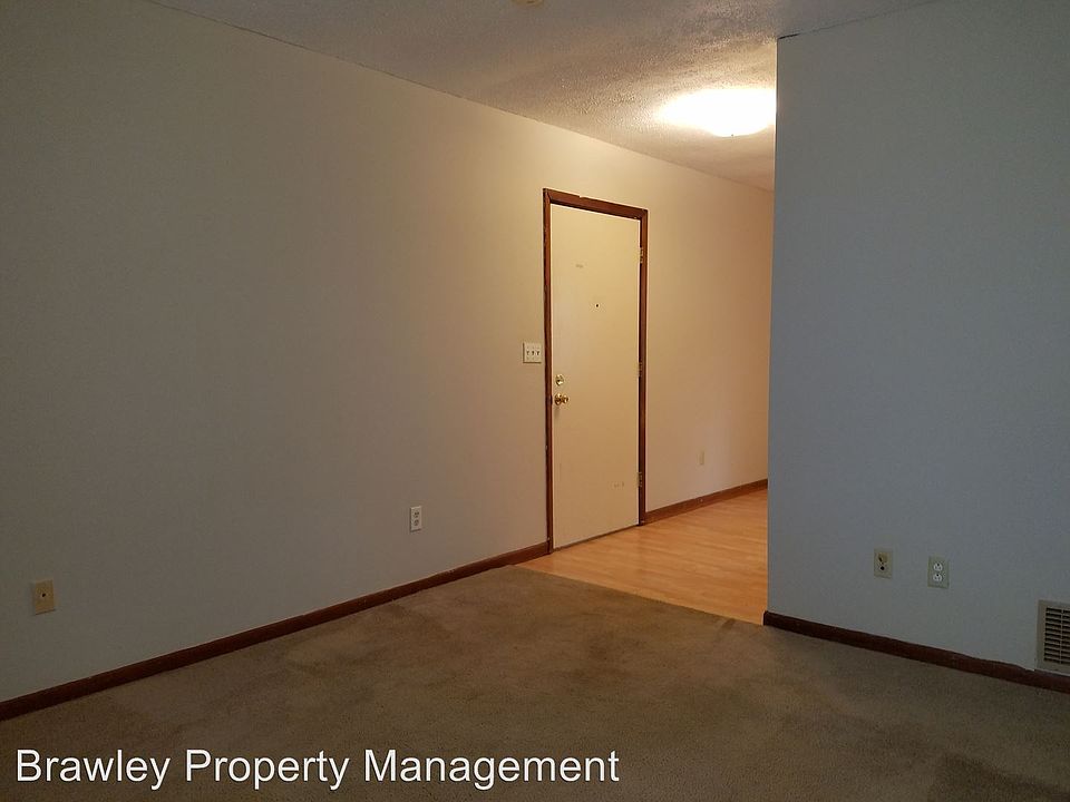 1st image of 260 E Church St APT 204