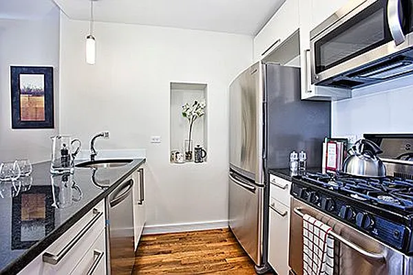 Rented by Heller Organization | media 21