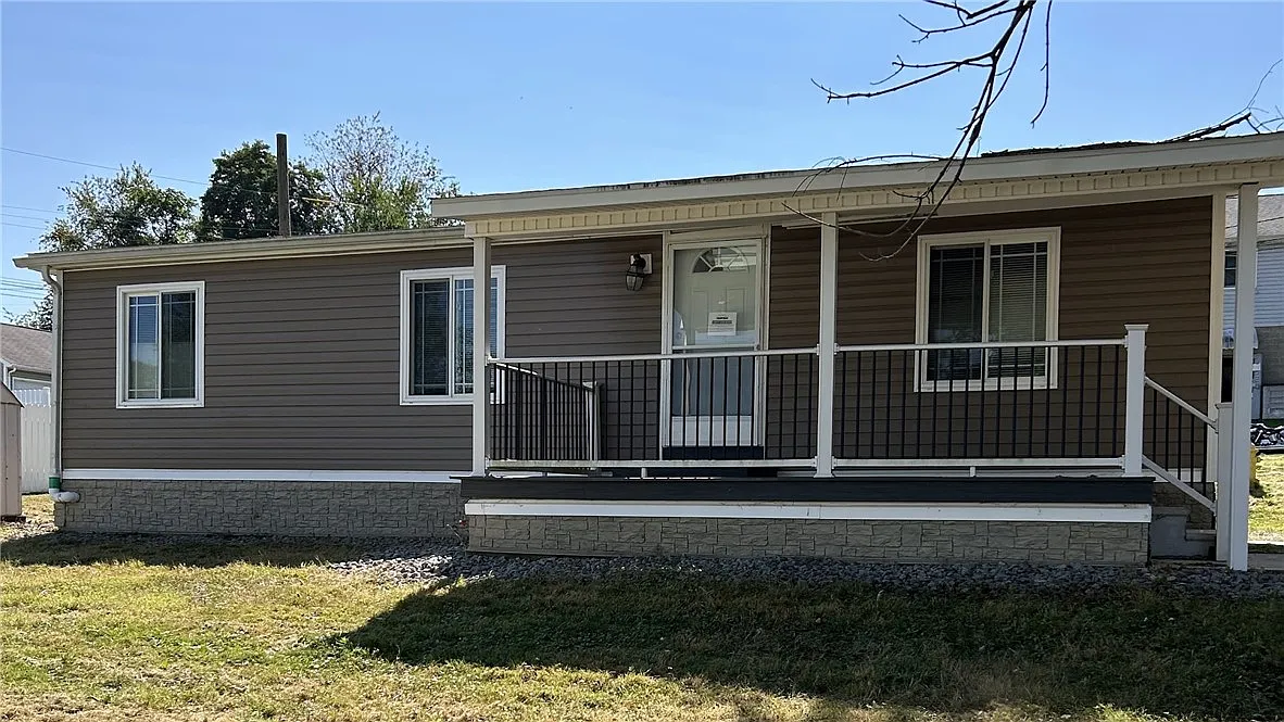 3407 37th Ave photo 1