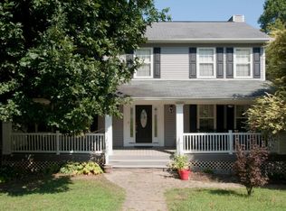 12730 Daisywood Dr, Knoxville, TN 37932