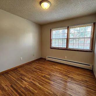 905 W Benton Street — Photo 7