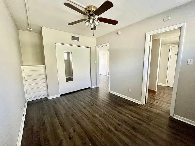 3304 Red River St — Photo 66