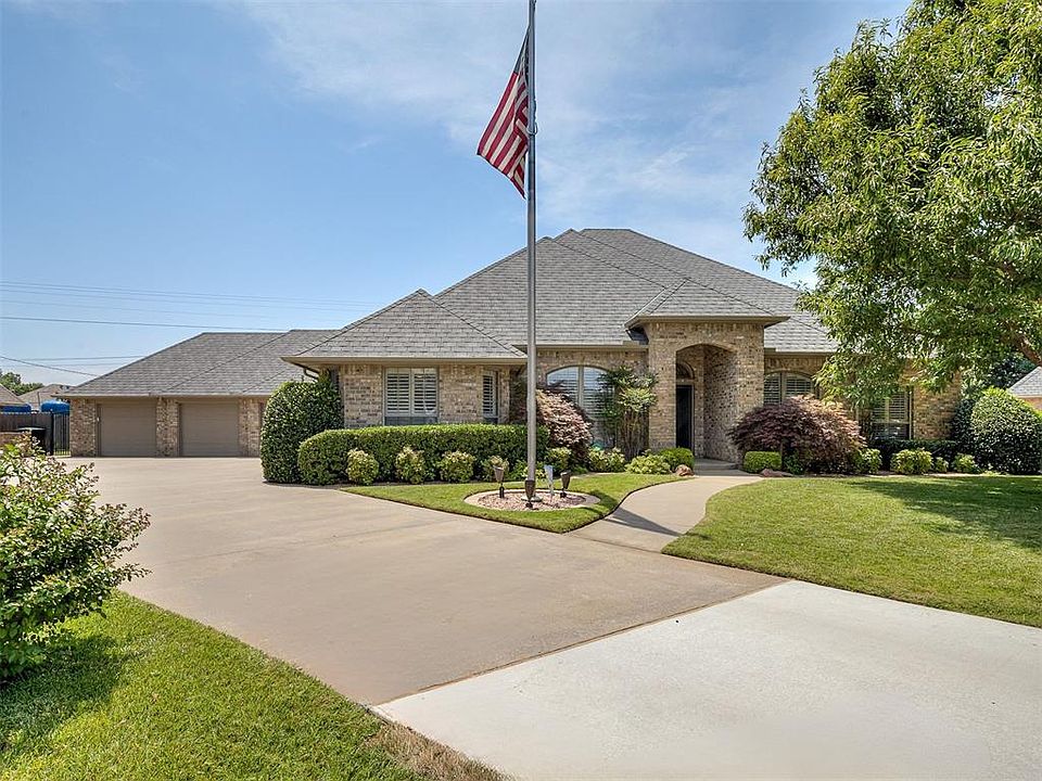 1st image of 2849 SW 125th Pl