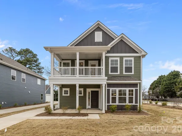 4004 Grommet Ct, Matthews, NC 28105
