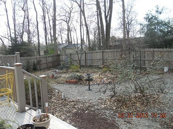 4th image of 4371 Greenwood Dr