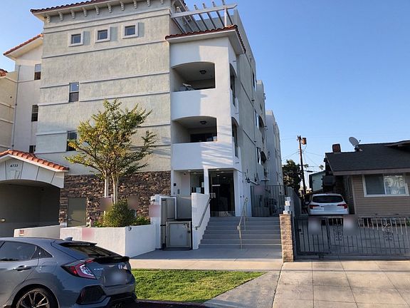 2nd image of 4733 W Elmwood Ave #103
