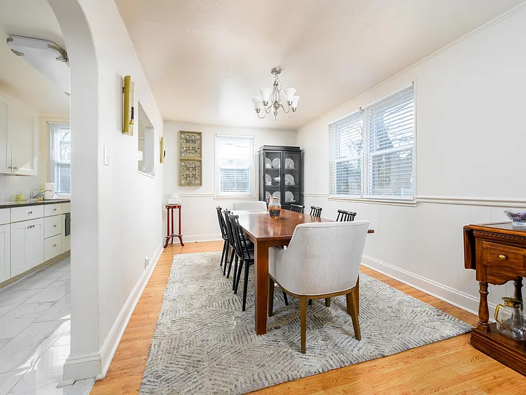 251 White Ave — Photo 7