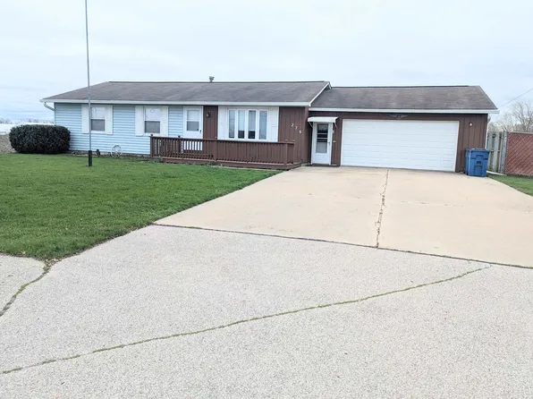 276 E Hampton Rd, Essexville, MI 48732