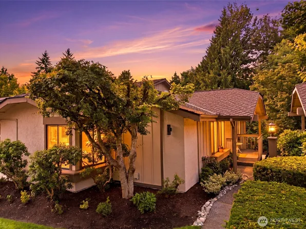 16014 Village Green Dr #D, Mill Creek, WA 98012