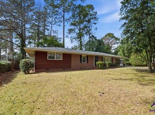 2554 Delano Dr, Macon, GA 31204