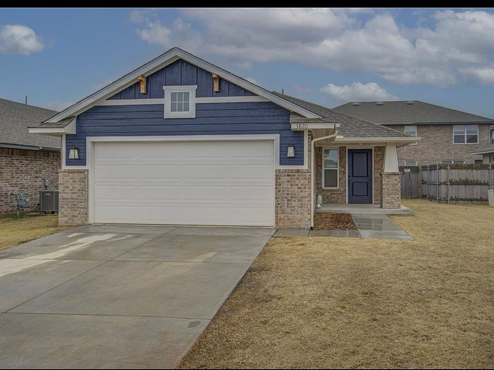 1st image of 3820 Apple Villas Cir