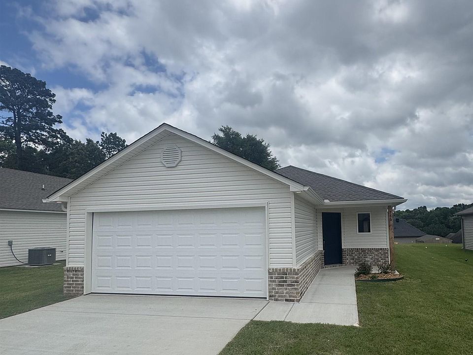 1st image of 786 Gussy Ln