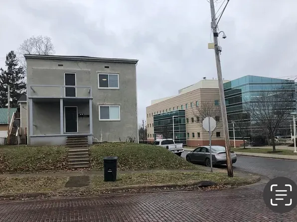 1301 15th St #100, Huntington, WV 25701