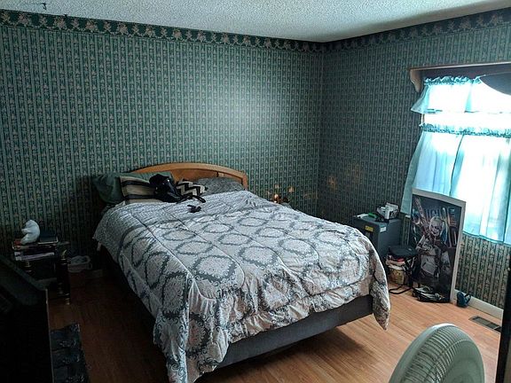 5th image of 3276 Hanover Dr
