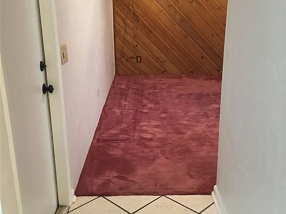 4th image of 3593 Pickett Ct