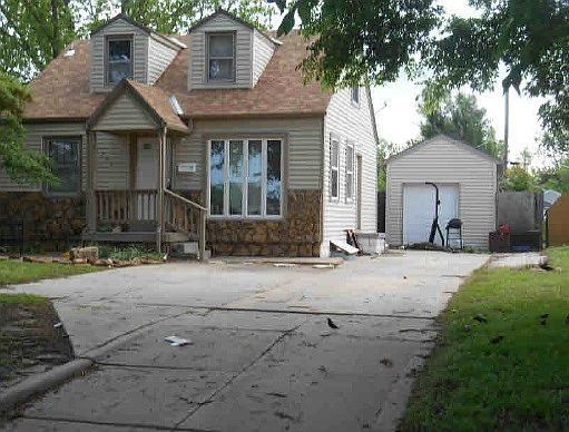 2nd image of 1736 S Martinson Ave