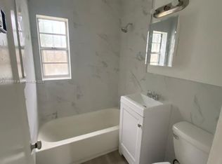 2330 NW 154th St, Miami Gardens, FL 33054