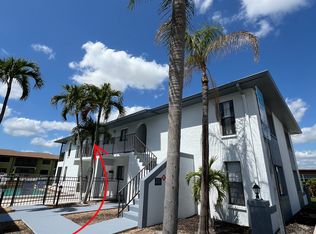 4708 SE 5th Pl APT 203, Cape Coral, FL 33904