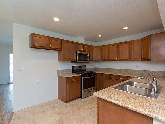 5th image of 8394 Lake Adlon Dr