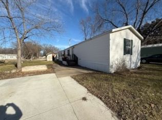 4 Corey Pl, Manhattan, KS 66502