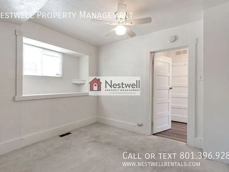 2308 S Green St — Photo 13
