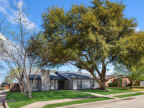 3rd image of 3429 Post Oak Rd
