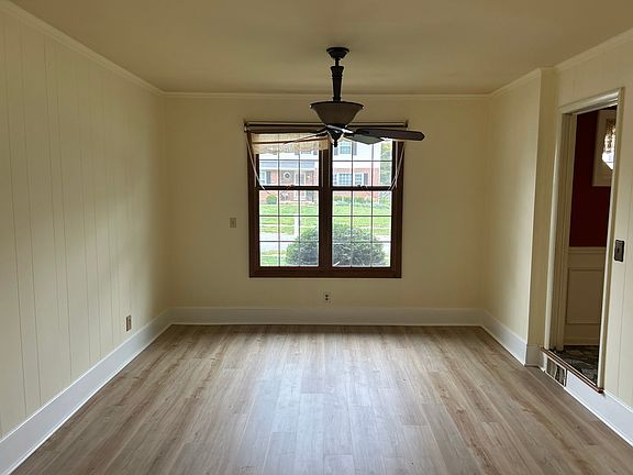 3rd image of 2321 Lighthouse Ln