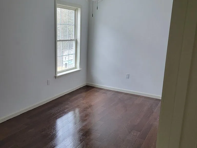 2129 Bolling Ave — Photo 15